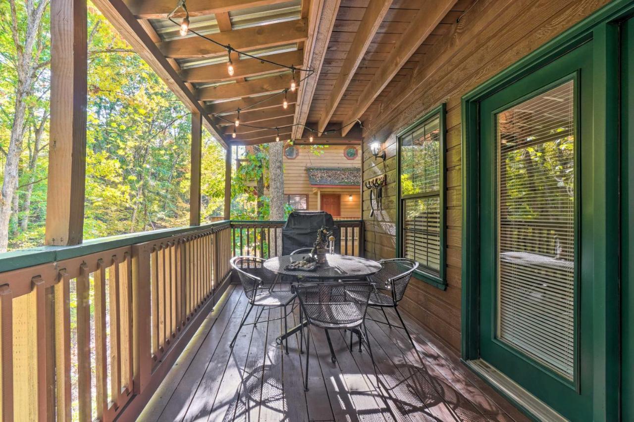 Picturesque Pigeon Forge Cabin With Mountain Views Exterior foto